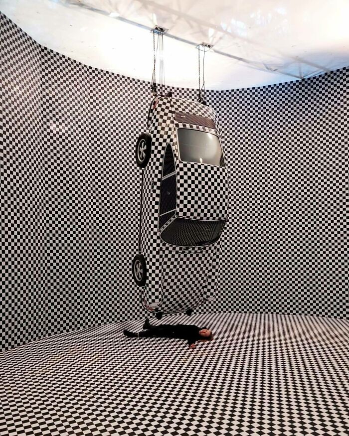 50 Cars Turned Into Stunning Artistic Creations, As Shared By This Page