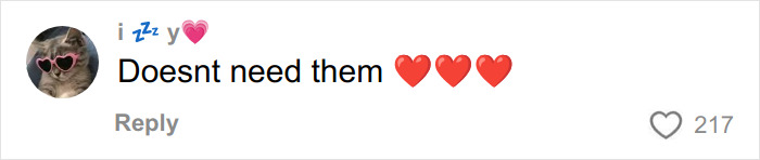 “One Way To Bite The Competition”: Beauty Pageant Contestant’s Teeth Fall Out On Stage In Viral Video