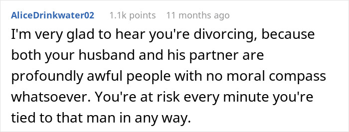 Woman Sleeps With Married Man, Has The Audacity To Give His Wife A Lecture Through These Wild Texts