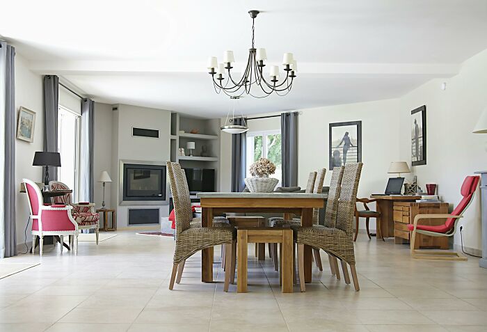 From Reddit-Inspired Dilemmas To Original Scenarios: Make Your Choice In 27 Moral Dilemmas From Reddit-Inspired Dilemmas To Original Scenarios: Make Your Choice In 27 Moral Dilemmas