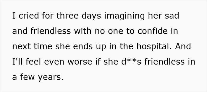 Woman Keeps Trying To Make Friend Of 10 Years Fall In Love With Her, Gets Blocked Instead