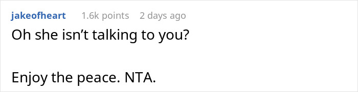 Woman Furious Her Friends Don&rsquo;t Want To Share A Room With Her After She Suddenly Decides To Join The Vacation