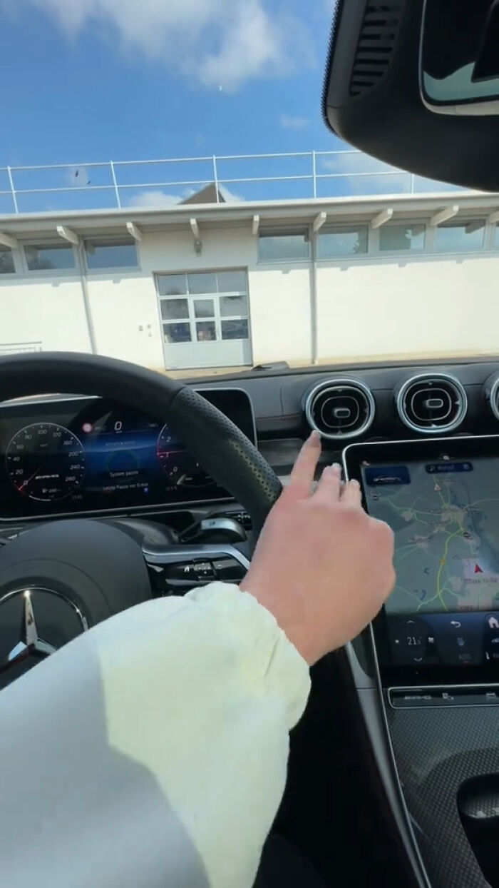 37 Times People Had The Satisfying Opportunity To Make A Jerk’s Day Worse 37 Times People Had The Satisfying Opportunity To Make A Jerk’s Day Worse