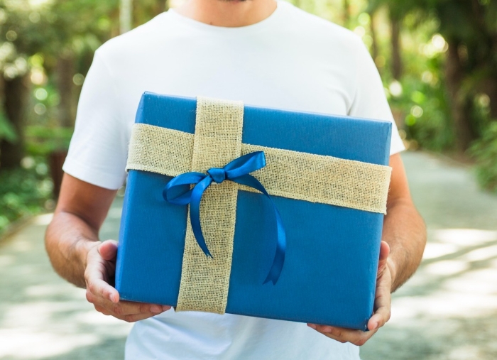 &ldquo;Spent $150 To Get Yelled At&rdquo;: Drama Ensues When Man&rsquo;s Teen Sister Throws A Birthday Tantrum