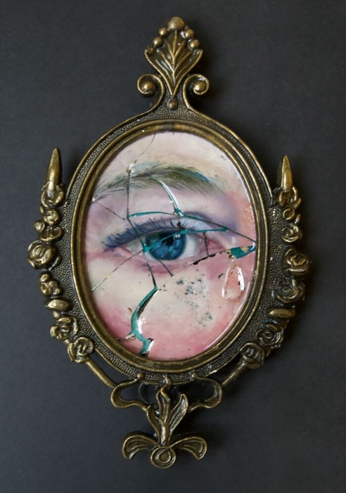 Tanya Gomelskaya’s Unsettling Portraits Blur The Line Between Painting And Sculpture (31 Pics) Tanya Gomelskaya’s Unsettling Portraits Blur The Line Between Painting And Sculpture (31 Pics)