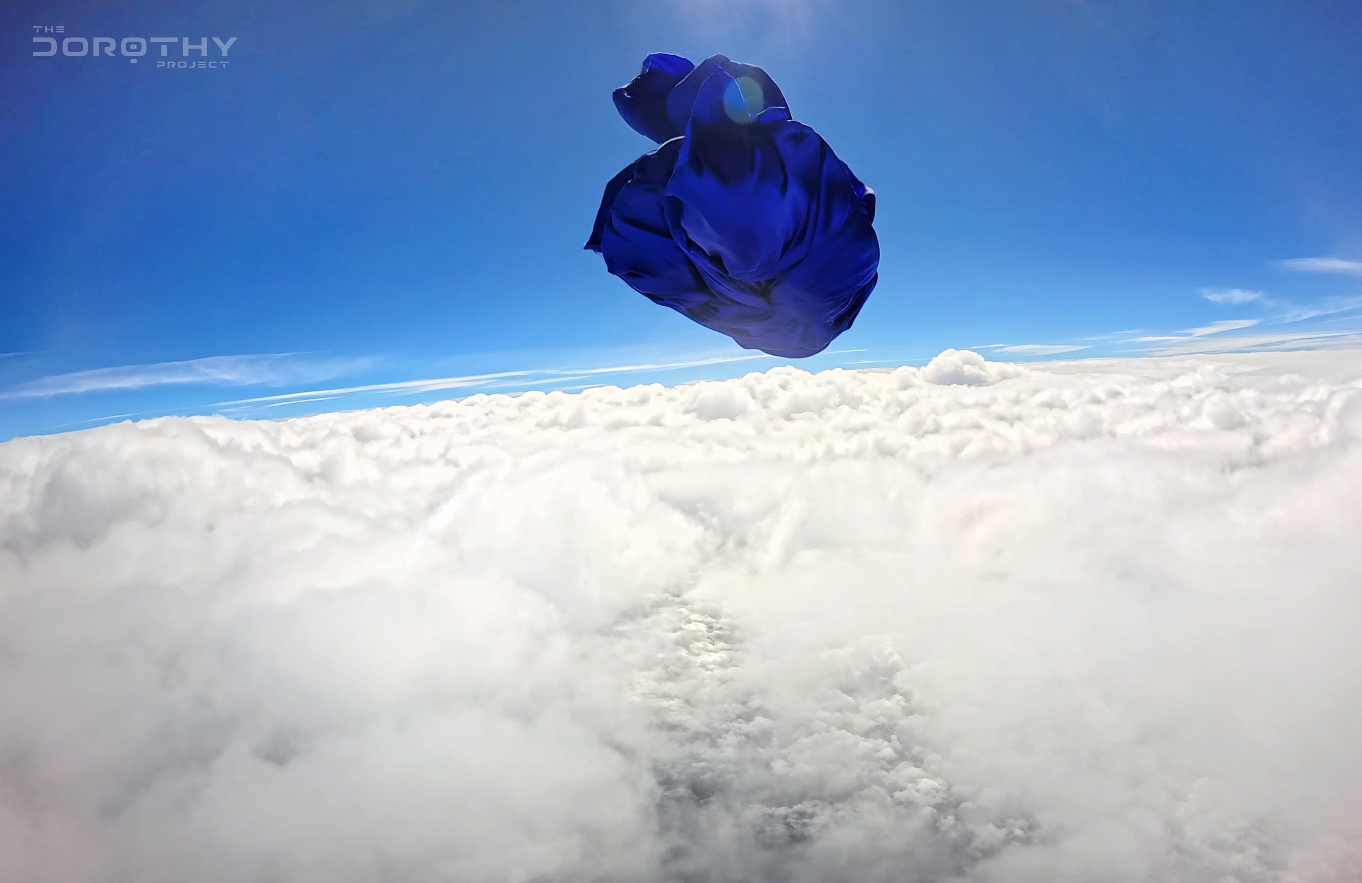 A Ghostly Silk Sculpture Was Launched To 33 Kilometers Above Earth To Test Material In Near-Space Conditions A Ghostly Silk Sculpture Was Launched To 33 Kilometers Above Earth To Test Material In Near-Space Conditions