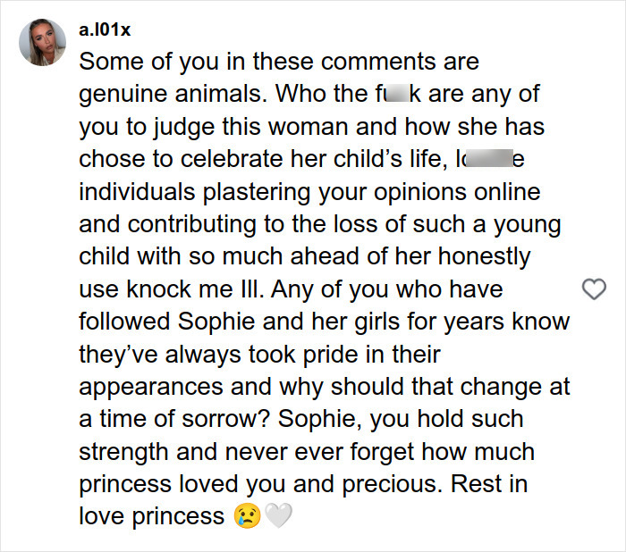 Influencer Faces Massive Backlash After Posting Pics With The Coffin At Bullied Daughter’s Funeral