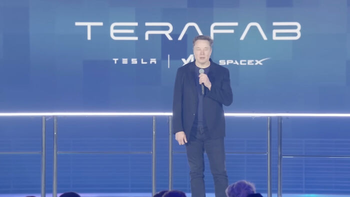 From Oprah To Neil Gaiman, Folks Idolized These 41 People Until Their Truth Was Exposed