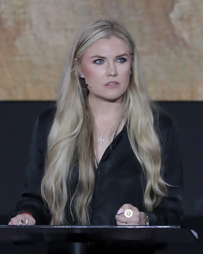 “Villain Arc”: Netizens Convinced They’ve Found Proof Of Moment Candace Owens Turned On Erika Kirk