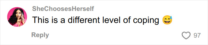 Woman’s Viral Complaint About Funeral Outfit After Dad’s Passing Sparks Surprising Reactions