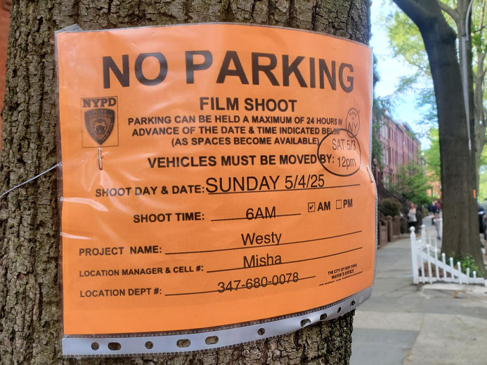 73 Things New Yorkers Don&rsquo;t Think Are Weird But Outsiders Noticed Immediately