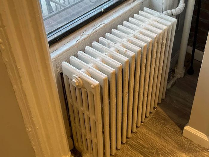 73 Things New Yorkers Don&rsquo;t Think Are Weird But Outsiders Noticed Immediately