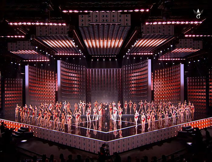 Hilarious Reactions As Wild Swimsuit Dance By Beauty Pageant Contestant Goes Mega Viral Hilarious Reactions As Wild Swimsuit Dance By Beauty Pageant Contestant Goes Mega Viral