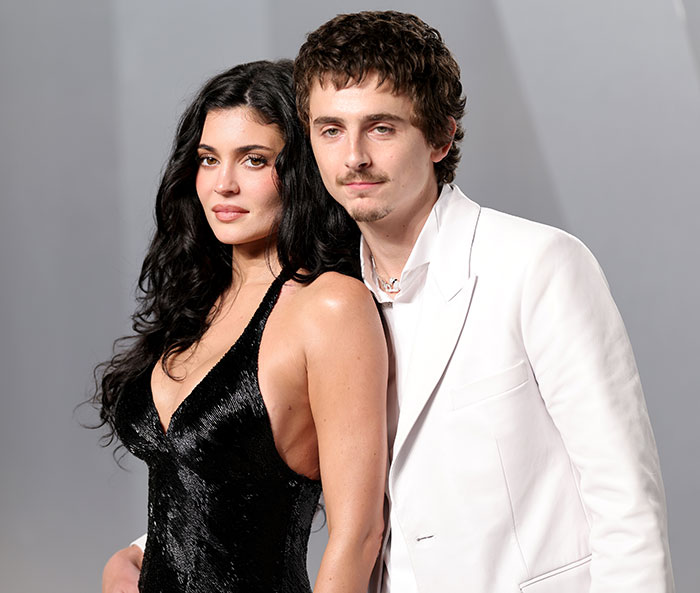“I Don’t Get It”: Fans Baffled By Timoth&eacute;e Chalamet And Kylie Jenner’s Relationship After New Beach Snaps