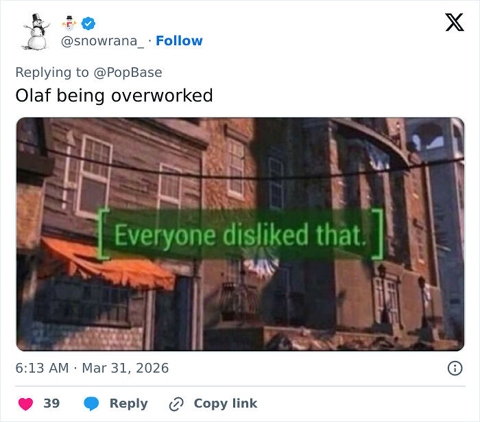 Disney’s Animatronic Olaf Suddenly Collapsed In Front Of Fans, The Internet Reacted In Hilarious Ways Disney’s Animatronic Olaf Suddenly Collapsed In Front Of Fans, The Internet Reacted In Hilarious Ways