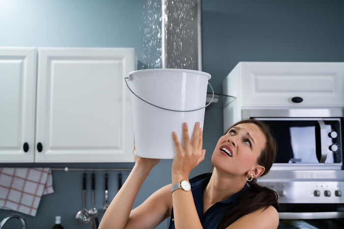 From Disgusting To Bizarre, Here Are 33 Of The Worst Things People Spotted In Someone’s Home From Disgusting To Bizarre, Here Are 33 Of The Worst Things People Spotted In Someone’s Home