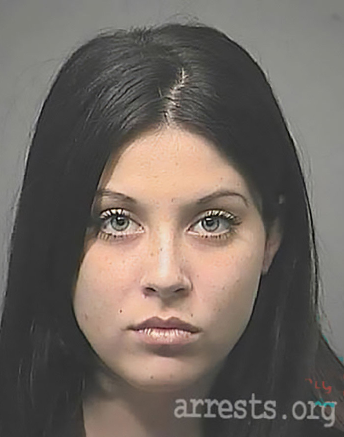 Remember The Viral ‘Mugshot Beauty’? This Is What She Looks Like 13 Years Later As She Reveals Dark Past