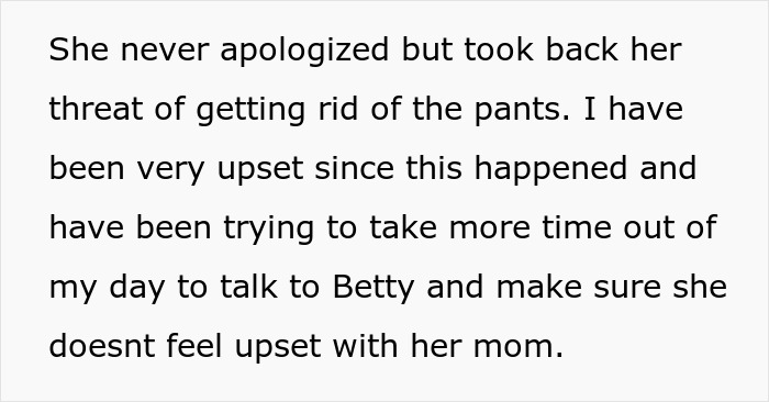 Twins-Obsessive Mom Insists They Always Match, Dad Mortified When She Scolds One For Being &ldquo;Too Tan&rdquo;