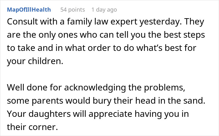 Twins-Obsessive Mom Insists They Always Match, Dad Mortified When She Scolds One For Being &ldquo;Too Tan&rdquo;