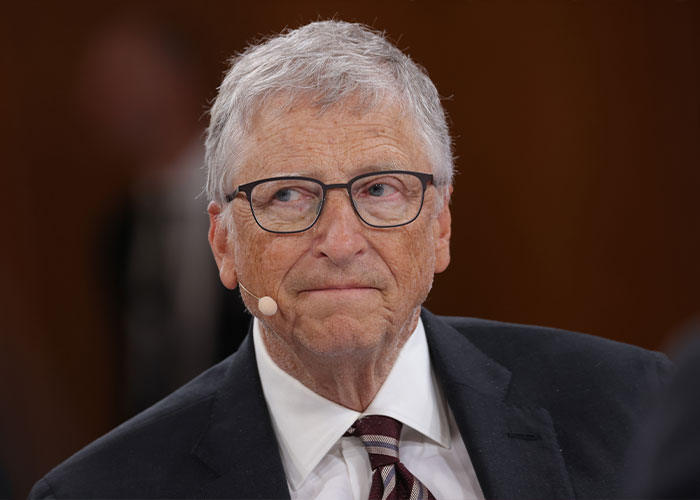 Warren Buffett’s Stunning Disclosure About His Relationship With Bill Gates Since Epstein Scandal Emerged Warren Buffett’s Stunning Disclosure About His Relationship With Bill Gates Since Epstein Scandal Emerged
