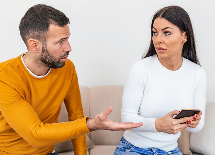 “7-Year Marriage Was Over Within The Month”: 61 Quiet Signs Of Cheating People Learned The Hard Way “7-Year Marriage Was Over Within The Month”: 61 Quiet Signs Of Cheating People Learned The Hard Way