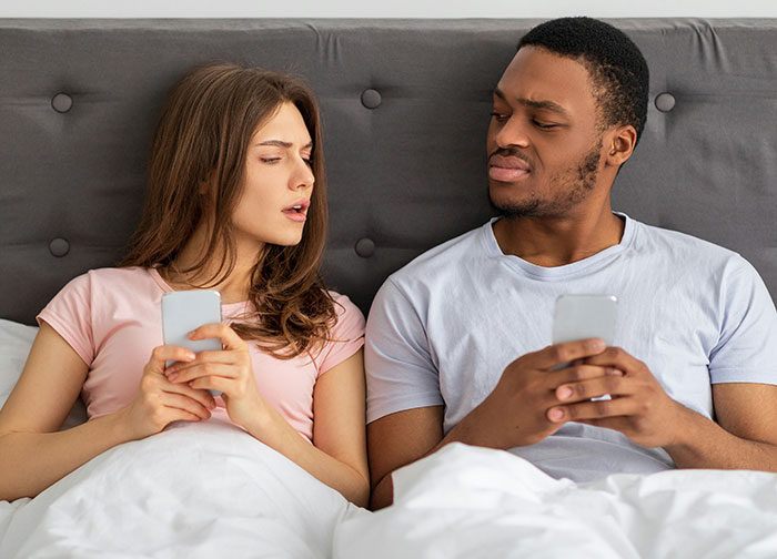 “7-Year Marriage Was Over Within The Month”: 61 Quiet Signs Of Cheating People Learned The Hard Way “7-Year Marriage Was Over Within The Month”: 61 Quiet Signs Of Cheating People Learned The Hard Way