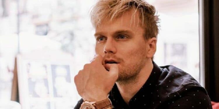 a star from 90 day fiance Jesse Meester