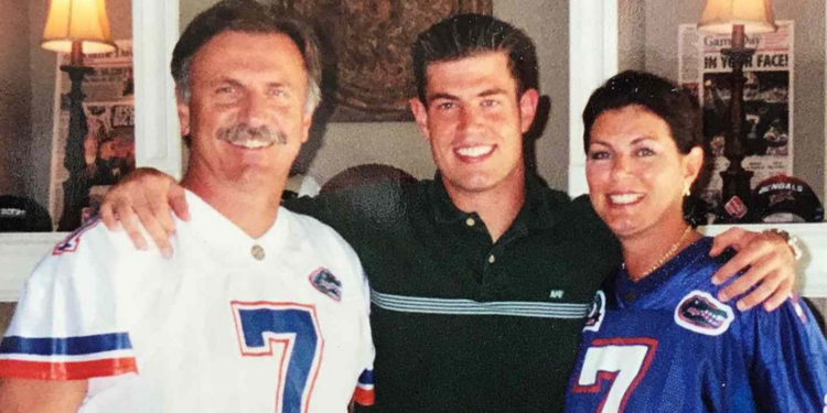 Jesse Palmer and his parents