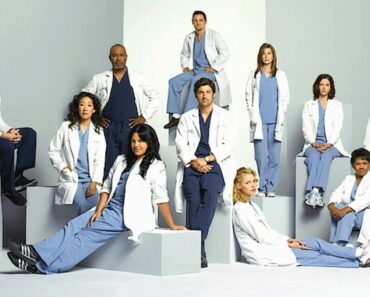 cast photograph from the television series Grey's Anatomy.