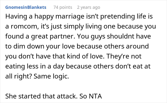 Woman Tells Sister She Shouldn’t Rub Her “Picture-Perfect Marriage” In Other People’s Faces