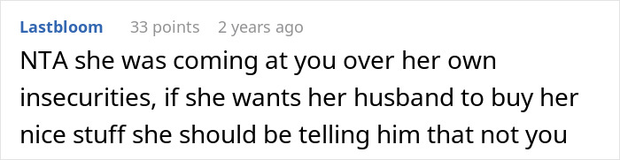 Woman Tells Sister She Shouldn’t Rub Her “Picture-Perfect Marriage” In Other People’s Faces