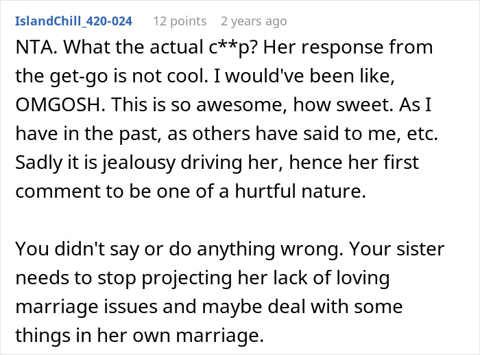 Woman Tells Sister She Shouldn’t Rub Her “Picture-Perfect Marriage” In Other People’s Faces