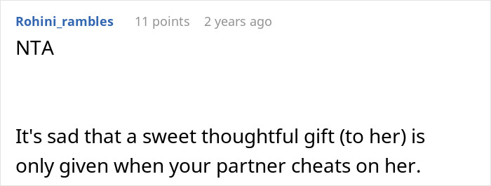 Woman Tells Sister She Shouldn’t Rub Her “Picture-Perfect Marriage” In Other People’s Faces