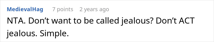 Woman Tells Sister She Shouldn’t Rub Her “Picture-Perfect Marriage” In Other People’s Faces