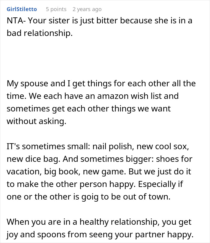 Woman Tells Sister She Shouldn’t Rub Her “Picture-Perfect Marriage” In Other People’s Faces