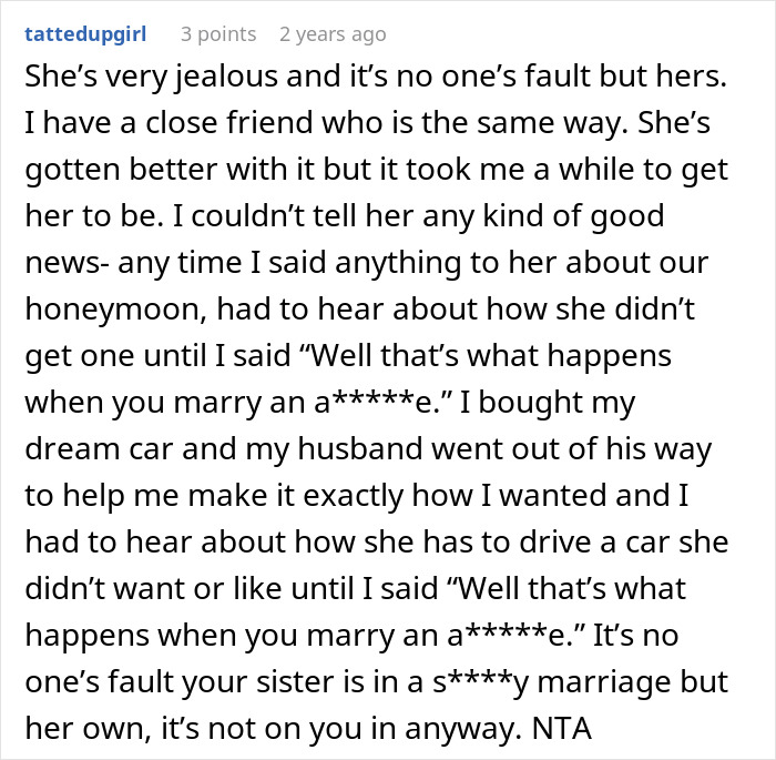 Woman Tells Sister She Shouldn’t Rub Her “Picture-Perfect Marriage” In Other People’s Faces
