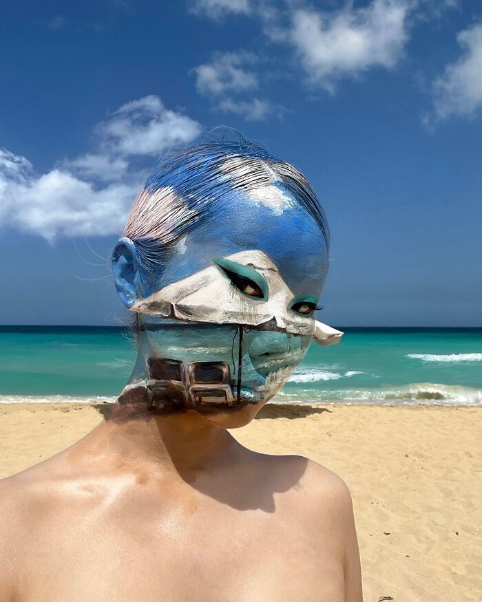 Korean Artist Goes Viral For Transforming Herself Into Mind-Bending Optical Illusions Without Any Photoshop (31 New Pics) Korean Artist Goes Viral For Transforming Herself Into Mind-Bending Optical Illusions Without Any Photoshop (31 New Pics)