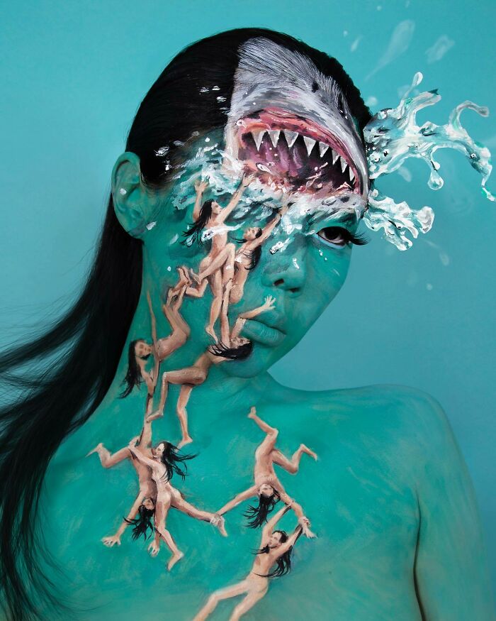 Korean Artist Goes Viral For Transforming Herself Into Mind-Bending Optical Illusions Without Any Photoshop (31 New Pics) Korean Artist Goes Viral For Transforming Herself Into Mind-Bending Optical Illusions Without Any Photoshop (31 New Pics)