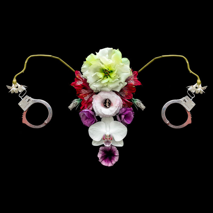 From Flowers To Resistance: 37 Mesmerizing Artworks By This Brazilian Artist About The Female Body