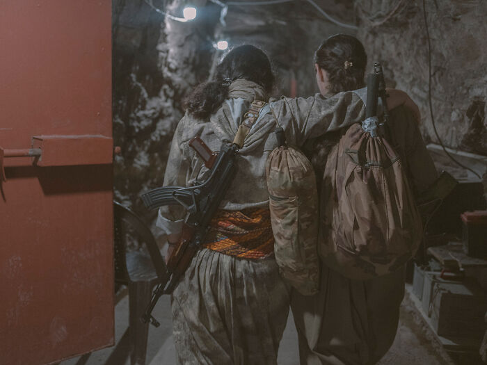 24 Powerful Photographs Celebrating Women Behind The Camera, As Shared By AAP Magazine