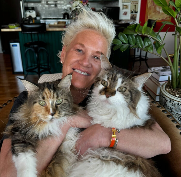 New NYPD Photos From Scene of Anne Burrell&rsquo;s Passing Released Amid Growing Speculation