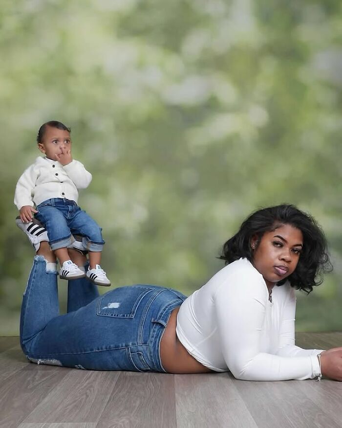Mom Is Going Viral After Sharing Hilarious Photoshoot With Her Son (24 Pics)