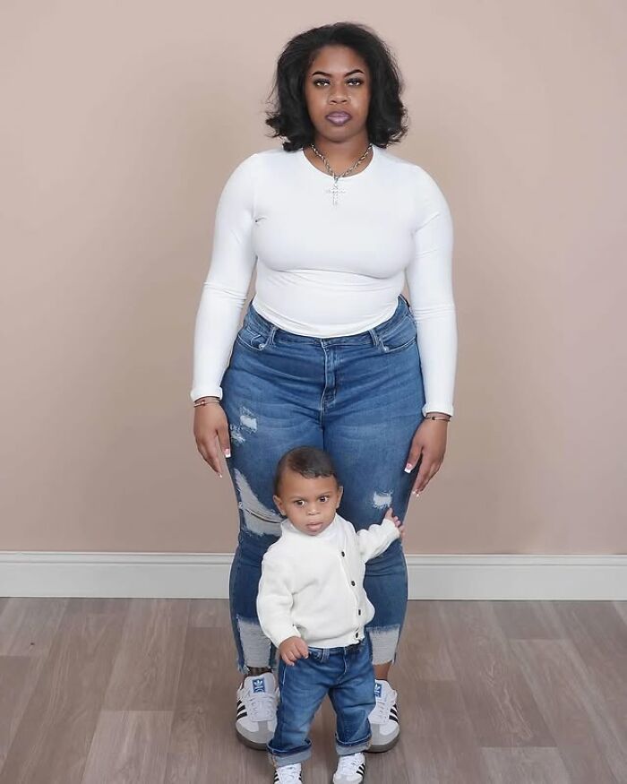 Mom Is Going Viral After Sharing Hilarious Photoshoot With Her Son (24 Pics)