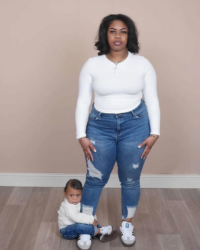 Mom Is Going Viral After Sharing Hilarious Photoshoot With Her Son (24 Pics)