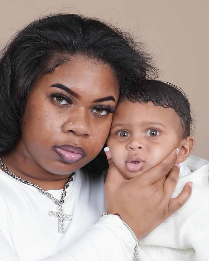 Mom Is Going Viral After Sharing Hilarious Photoshoot With Her Son (24 Pics)