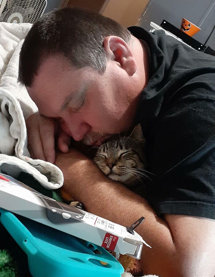 68 Dads And The Pets They Swore They Never Wanted But Now Absolutely Love