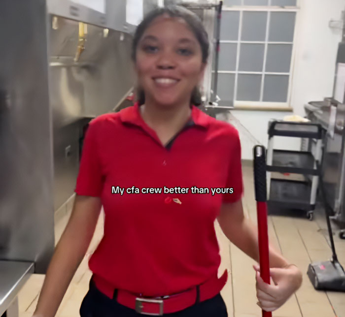 “Consequences”: Florida Chick-Fil-A Sparks Heated Debate After Firing Entire Staff Over Suggestive Viral Video