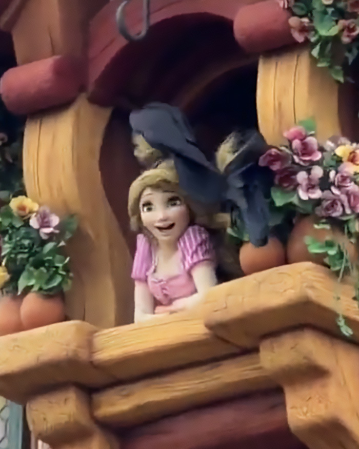 Disney Park Guests Watch In Horror As Rapunzel Attacked By Crows Days After Viral Olaf Malfunction