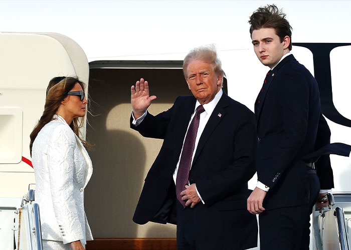 Melania Trump&rsquo;s Response to Barron Leak Gets Renewed Context From Mar-a-Lago Insiders