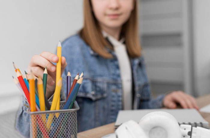 Parent Can Tell Right Away Kid Received Food They Were Not Supposed To, Gets A Volunteer Fired Over It